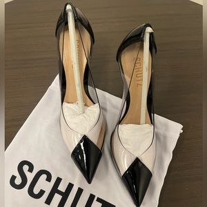 NWT Schutz Cendi Point Toe Pumps